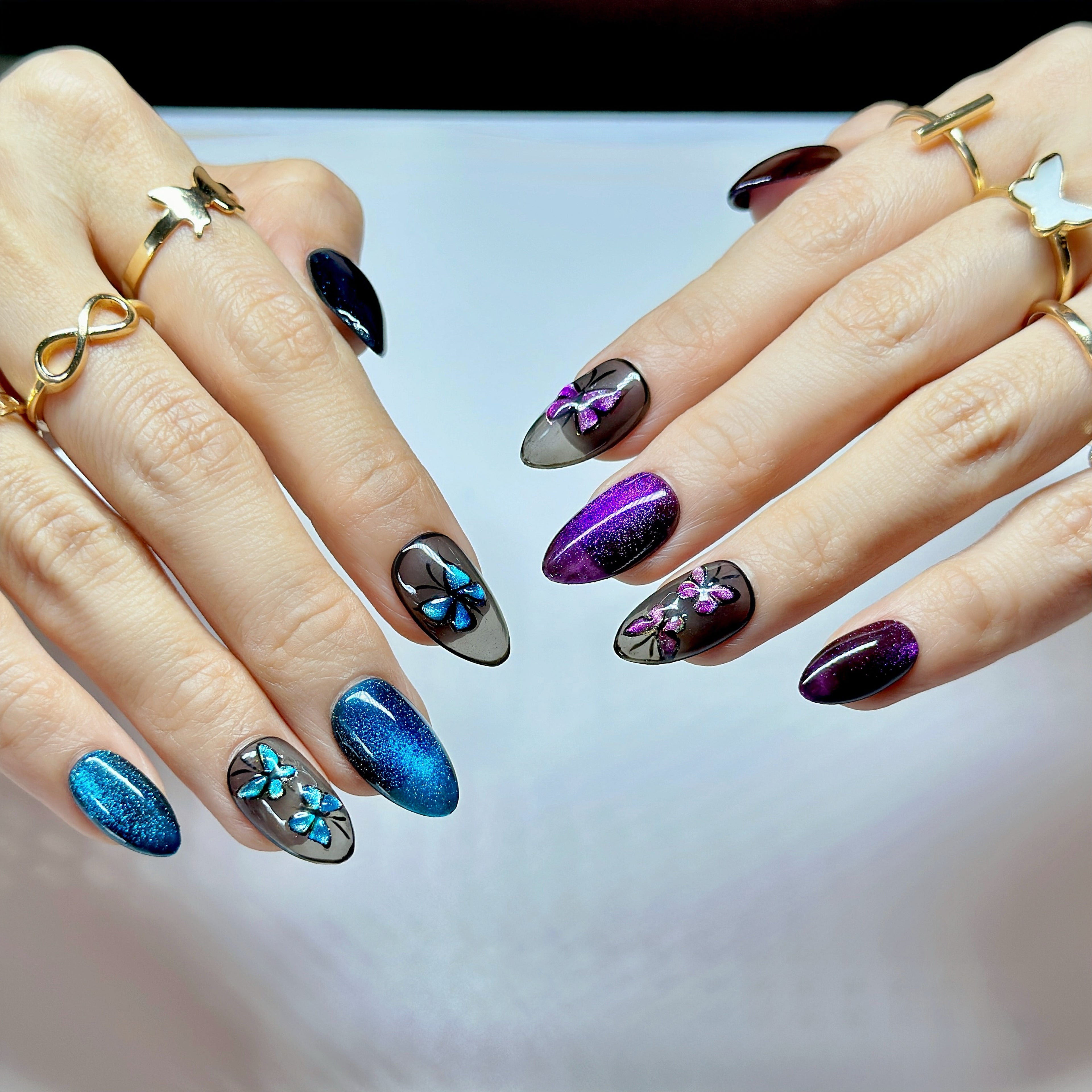 Almond Hand-Painted Press-On Nails – Blue & Purple Cat Eye with Butterfly Design | Luxury 20pcs Reusable Kit
