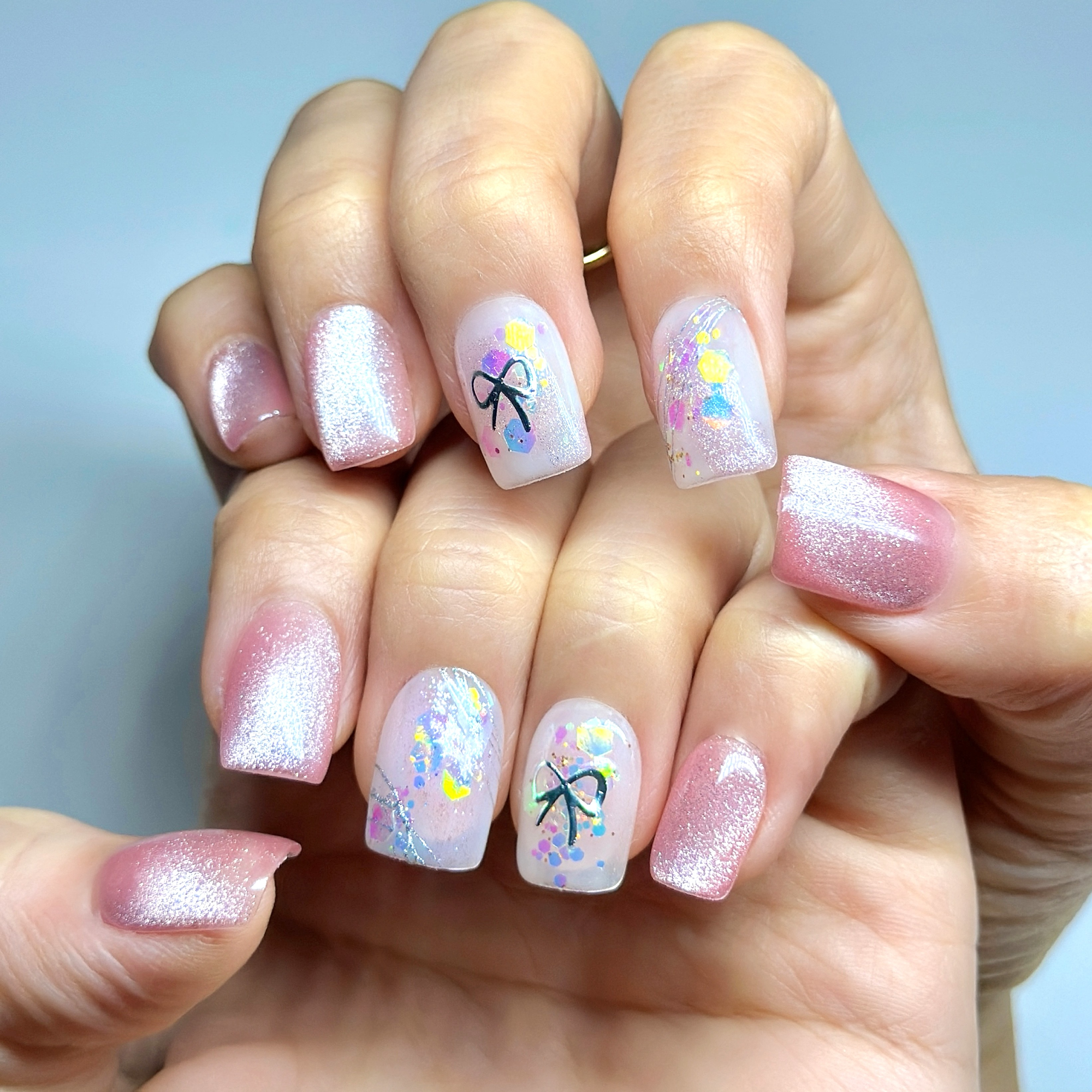 Short Square Hand-Painted Press-On Nails | Pink Cat Eye Glitter with Bow Accent | Reusable 30pcs Kit, 15 Sizes