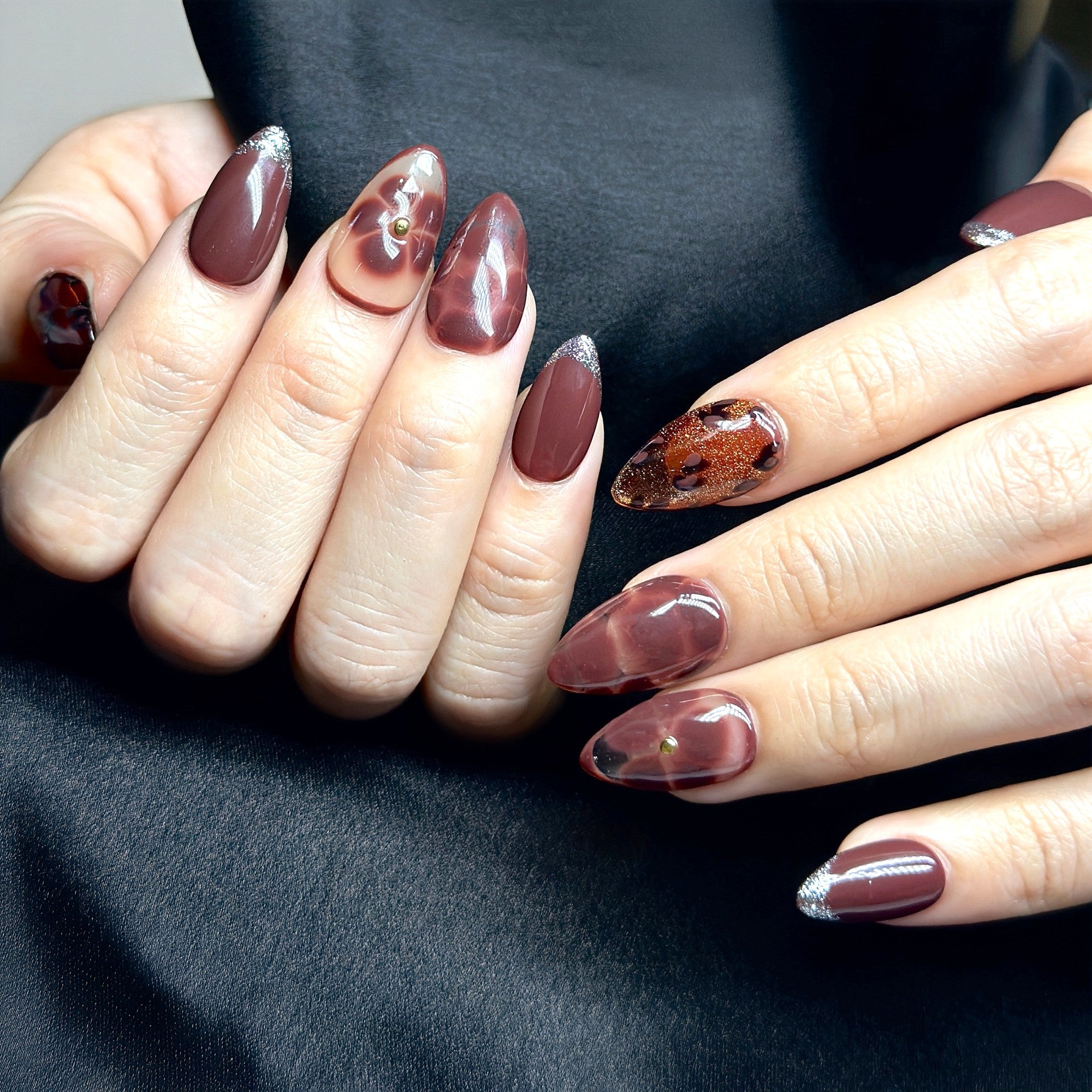 Press-On Gel Nails Brown Short Almond – Hand-Painted Silver Glitter Freach Tips, 30-Piece 15 sizes Reusable Set
