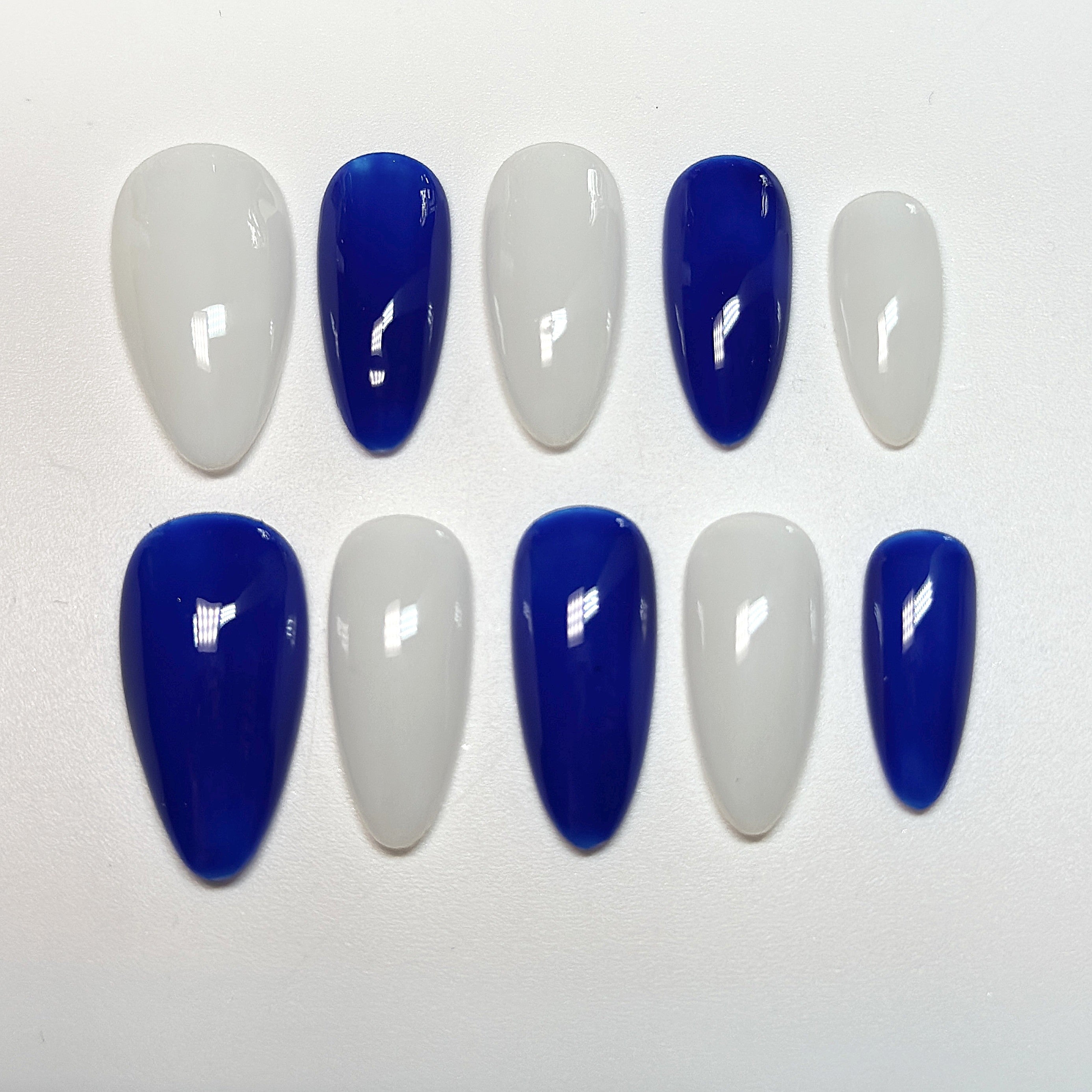 Handmade Luxury Press On Nails | Medium Almond Galaxy Blue Silver Nail Art | Nebula Chrome | Cosmic & Abstract nails | Reusable 20pcs Kit