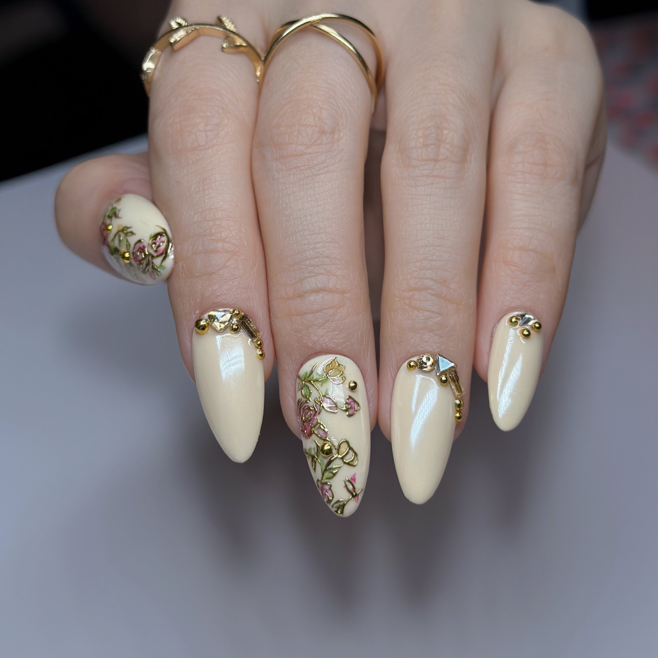 Champagne Gold Press On Nails | Medium Almond Floral 3D Nail Art, Elegant Handmade Reusable Nails | Reusable 20pcs Kit