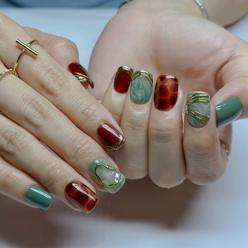 Verdant Relic Press-On Nails – Short Square | Green Marble, Tortoiseshell & Gold Accent | Hand-Painted Gel Reusable Set, 30 Nails, 15 Sizes