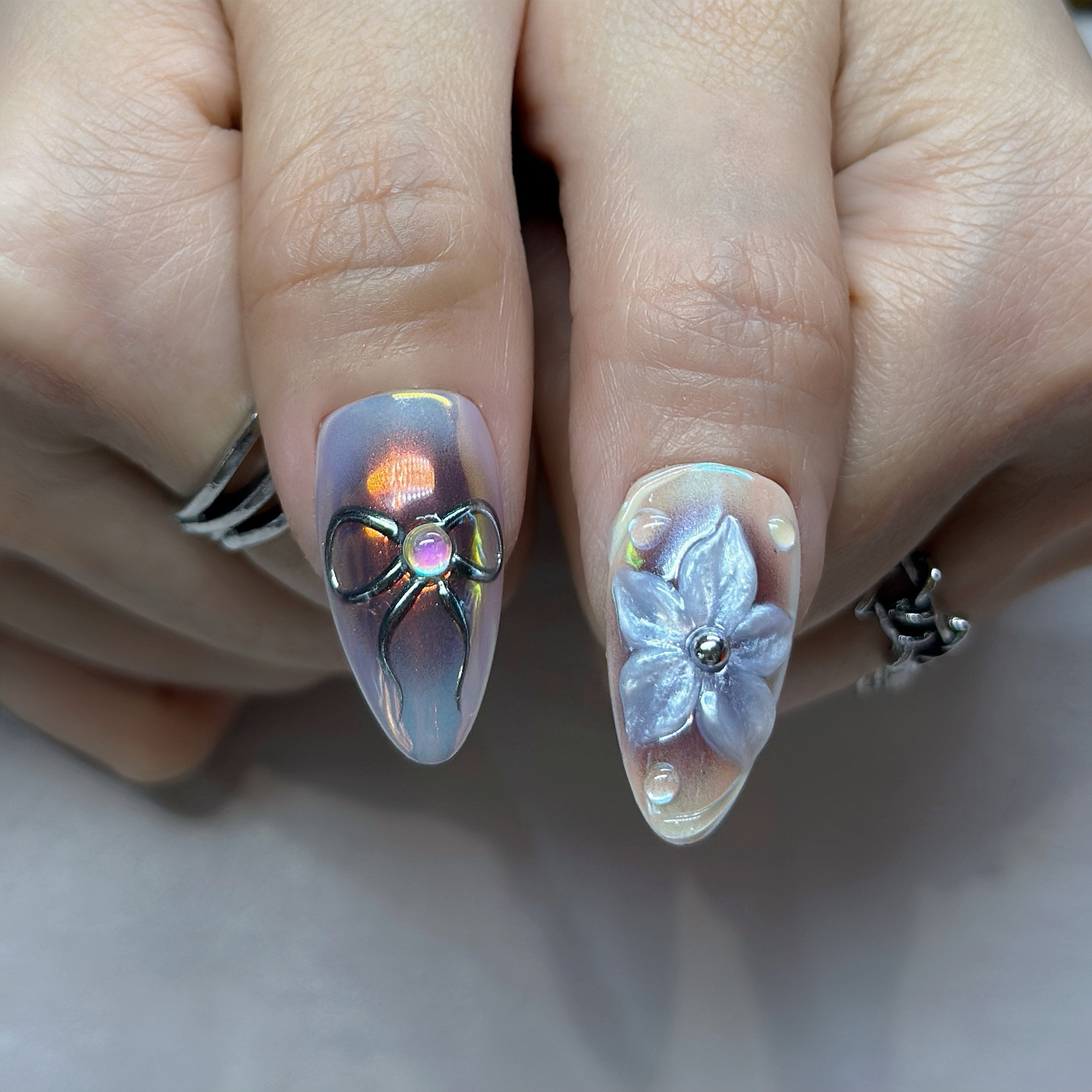 Iridescent Angel Shell Press-On Nails – Medium Almond Pearl Chrome Set, 3D Flower & Butterfly Design, Ocean-Inspired Glossy Nails| Hand-Painted, Reusable 20pcs Kit