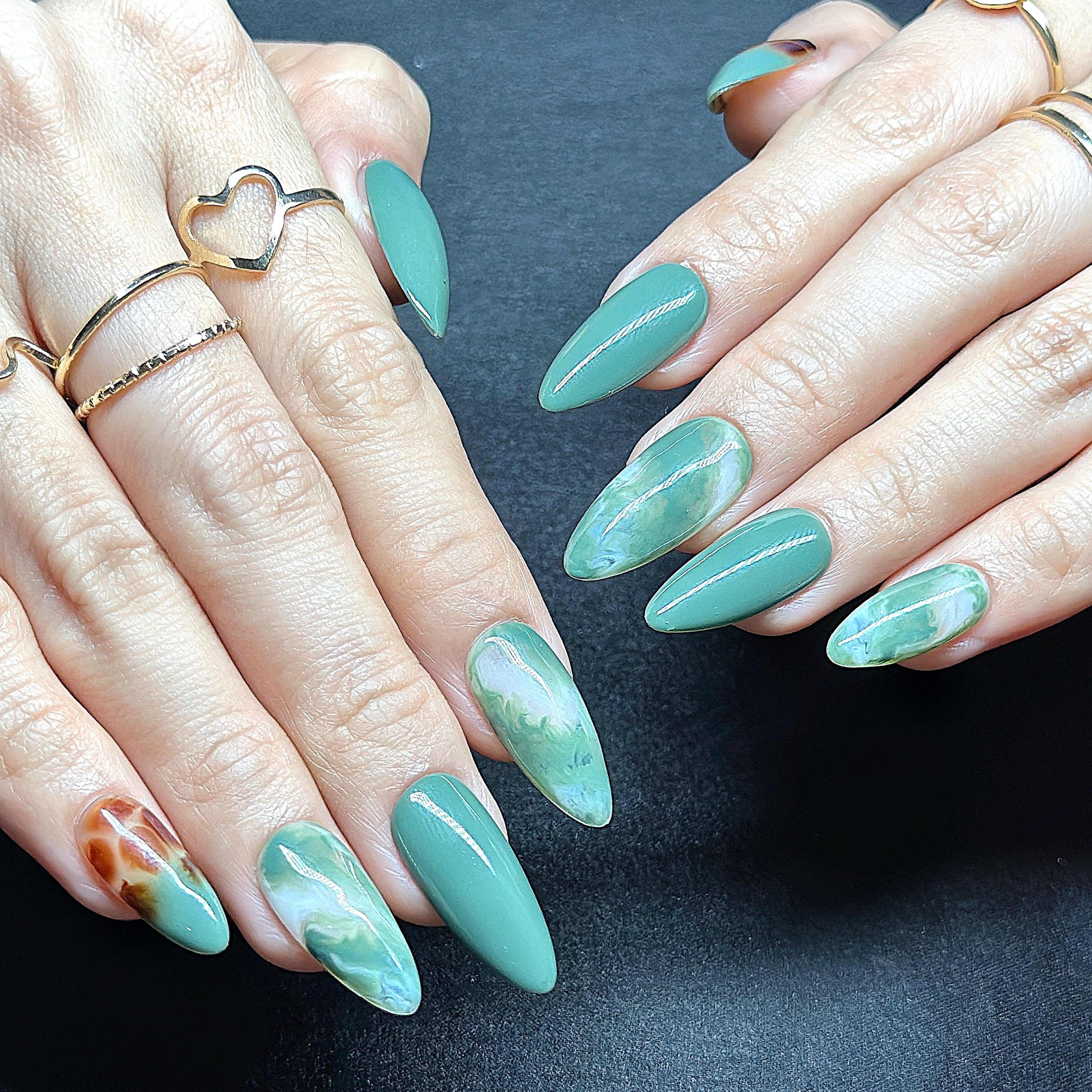 Medium Almond Hand-Painted Press-On Nails | Luxury Emerald Green Marble with 3D Rhinestones and Chrome | Reusable 20pcs Kit