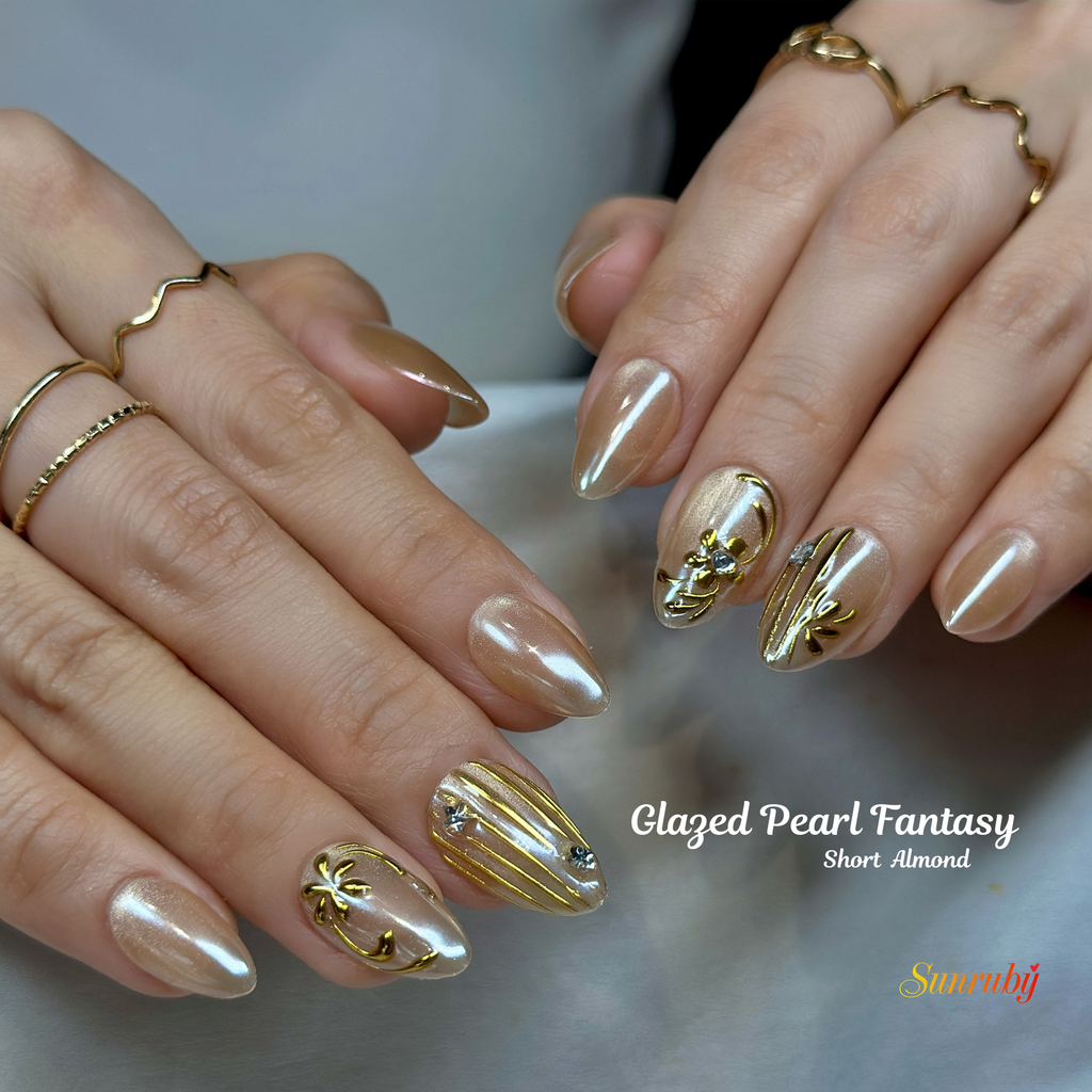 Press-On Gel Nails Glazed Pearl Fantasy ✨ | Chrome Cat-Eye with 3D Liquid Gold Accents | Short Almond –  30-Piece 15 sizes Reusable Set