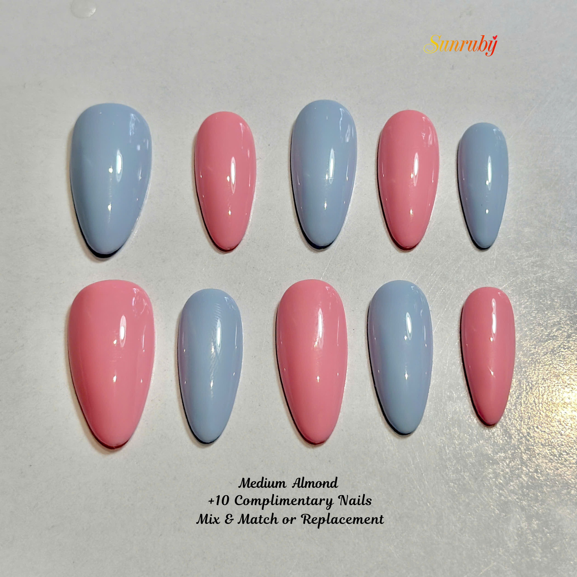 Ocean Bloom Press-On Nails – Medium Almond Sea Life Set, 3D Jellyfish, Shell & Starfish Design, Beach-Inspired Glossy Gel Nails |  Reusable 20pcs Kit