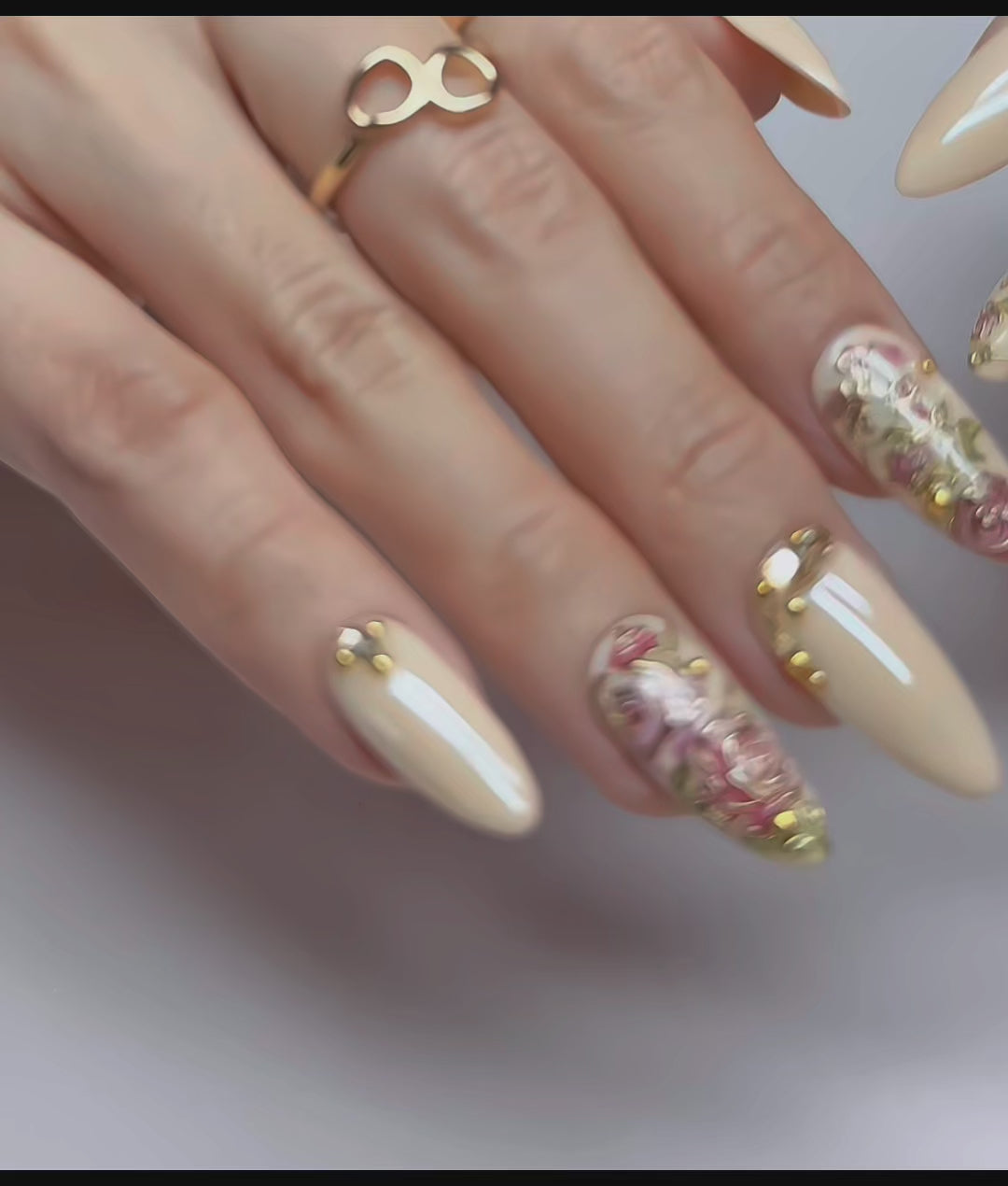 Champagne Gold Press On Nails | Medium Almond Floral 3D Nail Art, Elegant Handmade Reusable Nails | Reusable 20pcs Kit