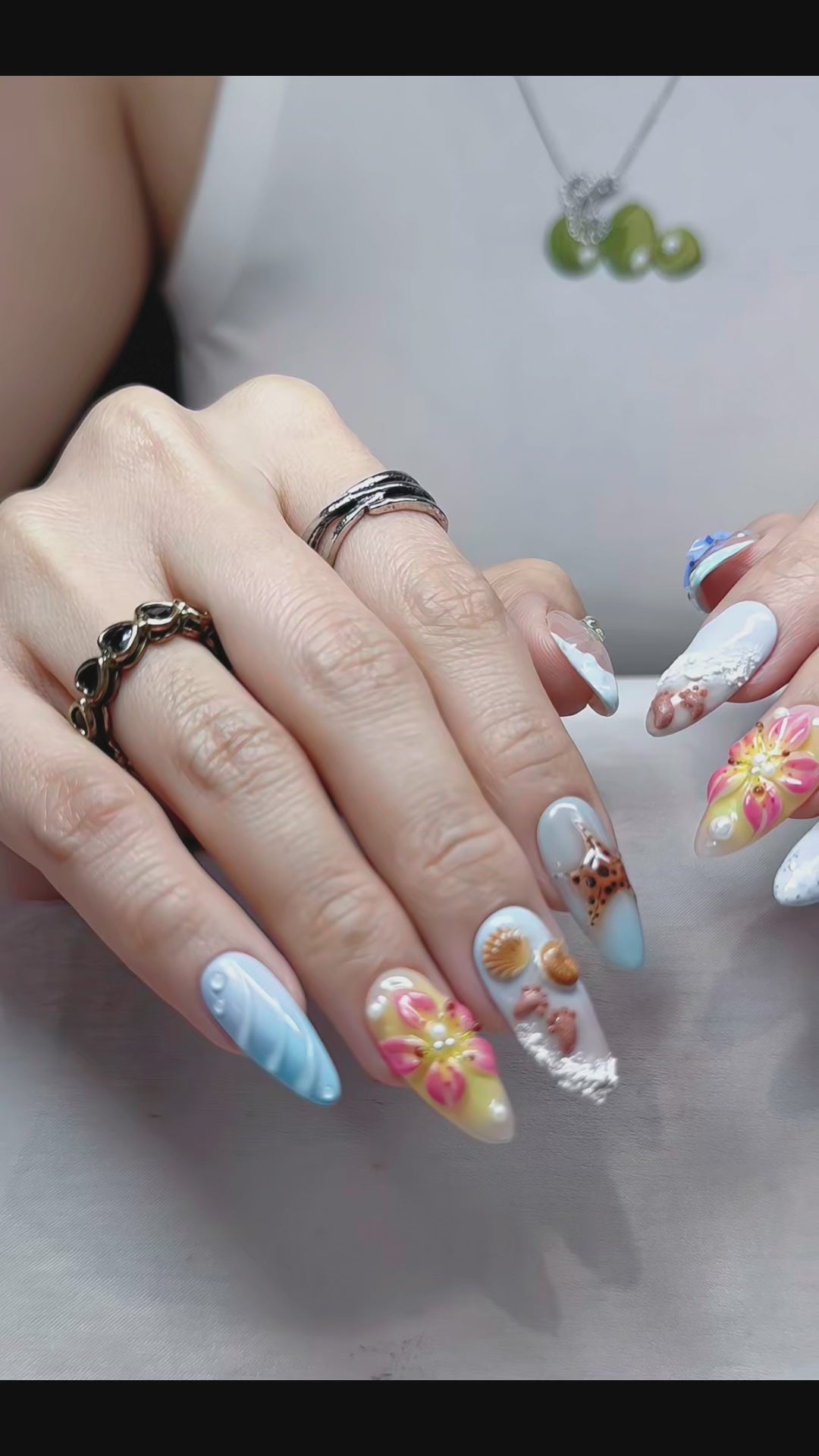 Ocean Bloom Press-On Nails – Medium Almond Sea Life Set, 3D Jellyfish, Shell & Starfish Design, Beach-Inspired Glossy Gel Nails |  Reusable 20pcs Kit